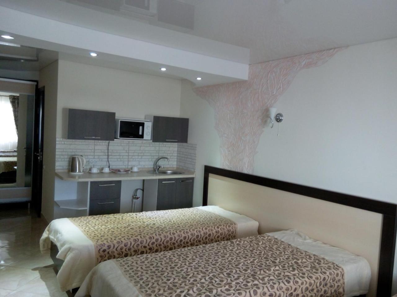 Racu Hotel Comrat ภายนอก รูปภาพ