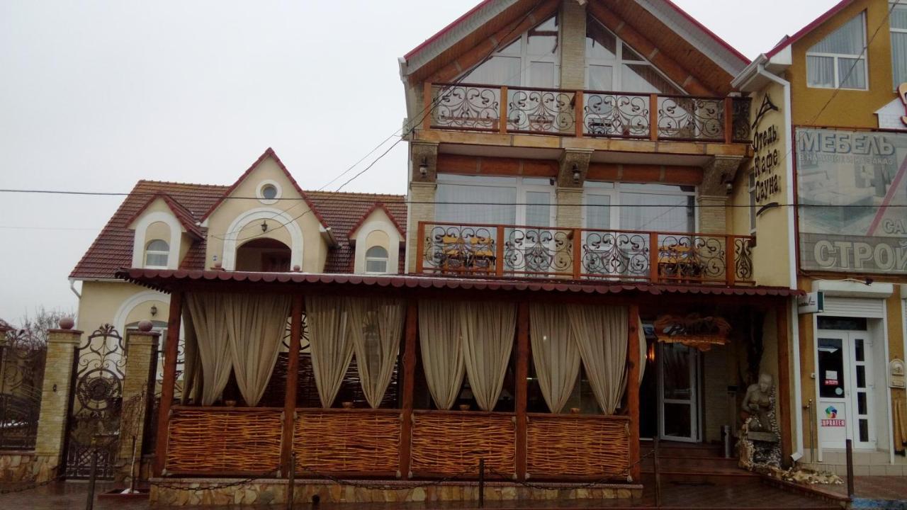 Racu Hotel Comrat ภายนอก รูปภาพ